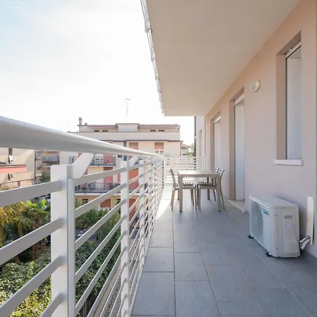 Finisterrae 3 *